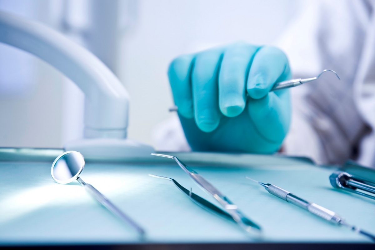 Профессиональные болезни у врачей-стоматологов